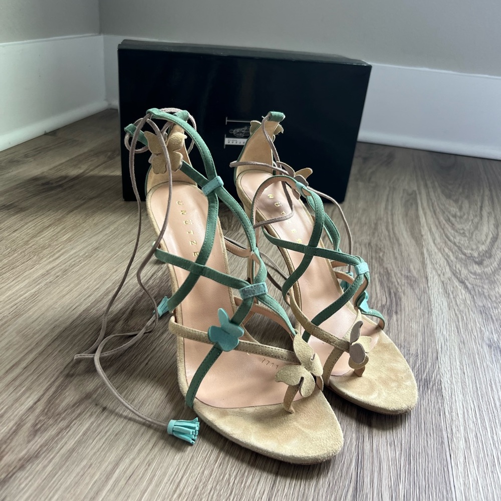 Unutzer Pia suede butterfly heels